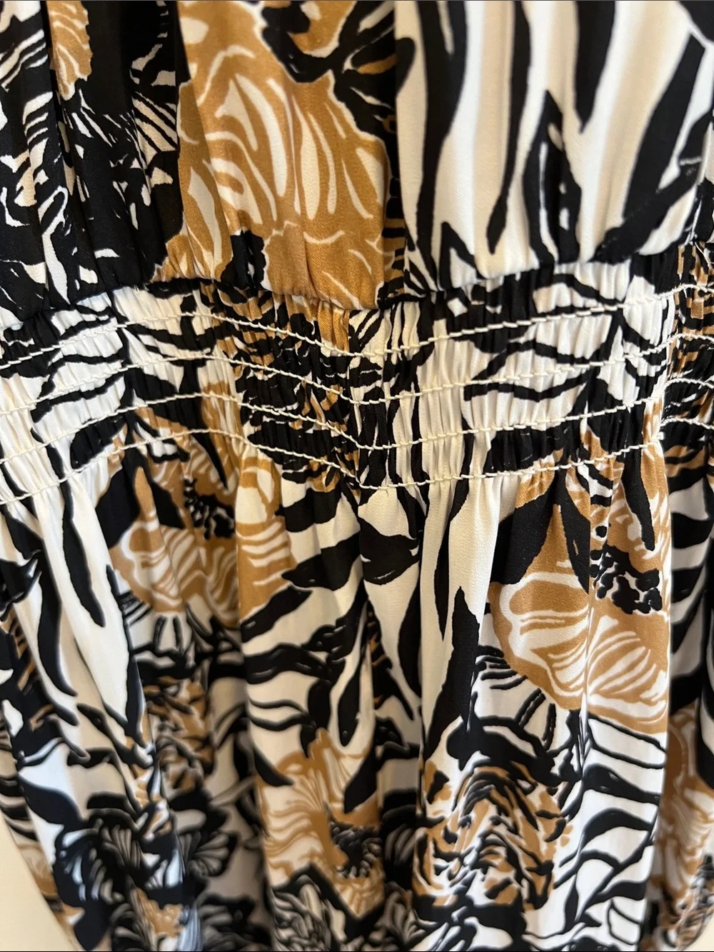 Lilly Pulitzer size M Julien Halter Jumpsuit in Onyx Peony Party - Picture 4 of 4